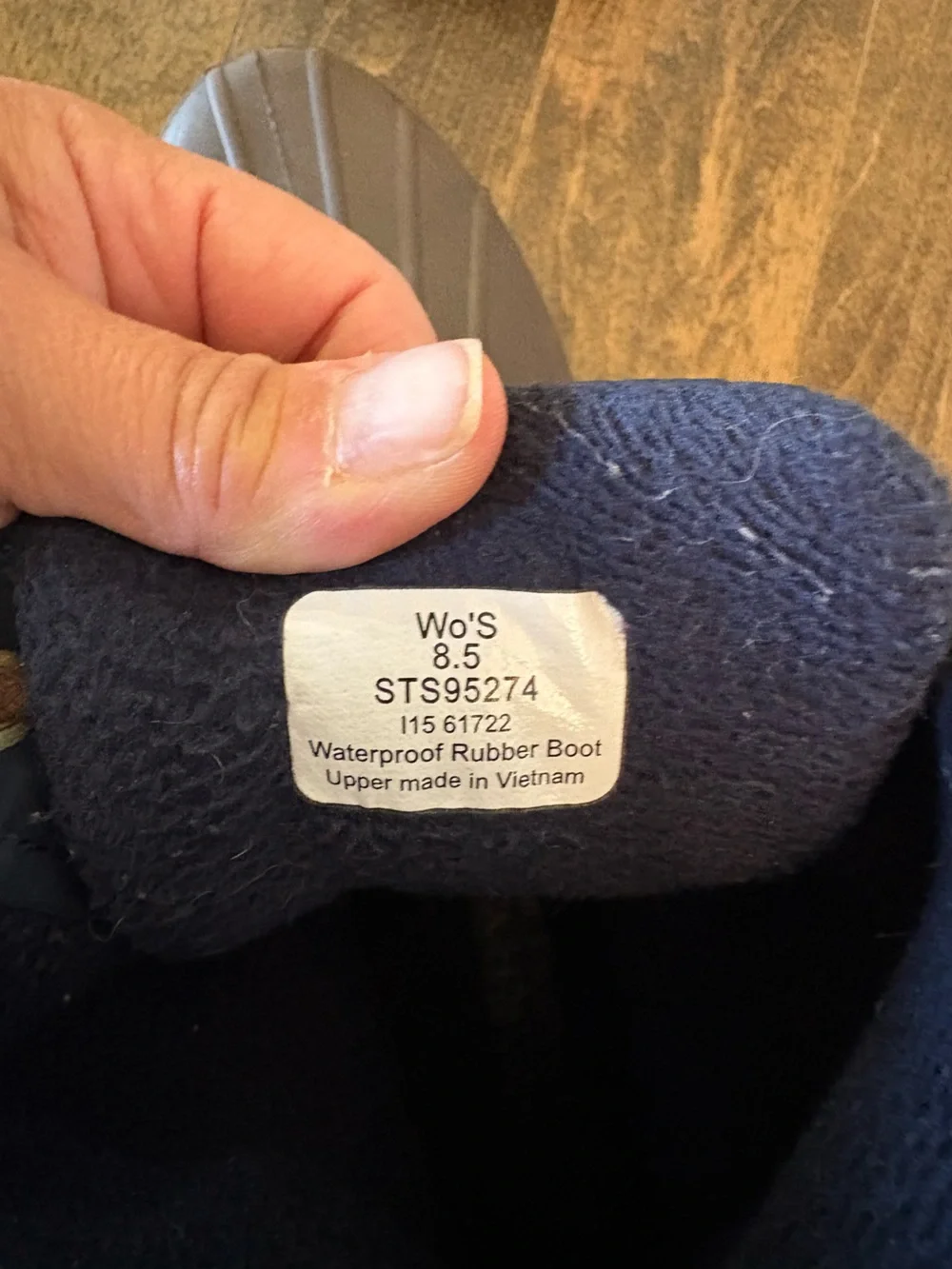 Sperry Waterproof Navy Quilted Duck Boots Sz 8.5